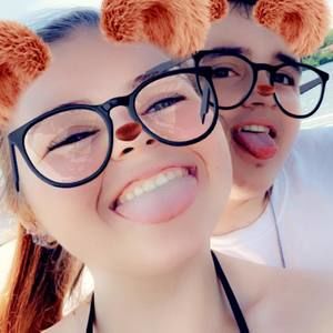 Meet your Posher, Gennipher